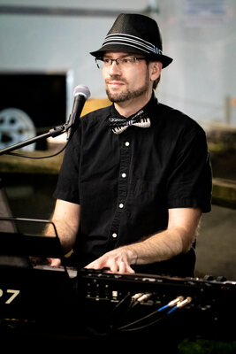 David Citron performing